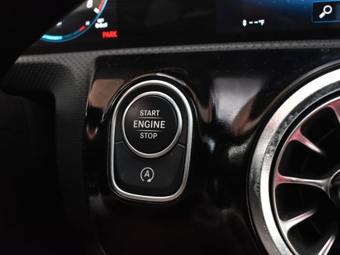 Used 2023 Mercedes-Benz CLA 35 AMG 4MATIC image 34