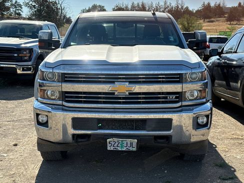 Used 2016 Chevrolet Silverado 2500 LTZ w/ Duramax Plus Package AWD/4WD image 2