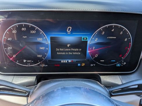 Used 2023 Mercedes-Benz GLC 300 image 13