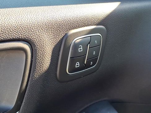 Certified 2022 Ford Escape SEL w/ Technology Package image 9