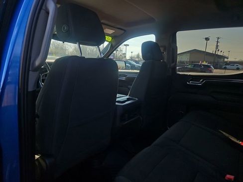 Used 2024 Chevrolet Silverado 1500 LT Trail Boss w/ Convenience Package II image 22