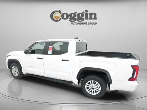 New 2026 Toyota Tundra SR5 w/ SR5 Convenience Package image 8