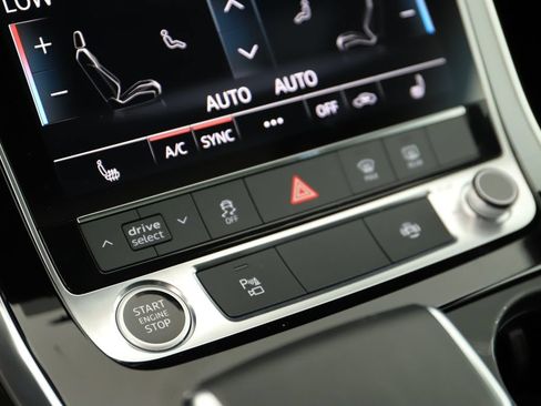 Certified 2025 Audi Q7 2.0T Premium Plus w/ Premium Plus Package AWD/4WD image 28