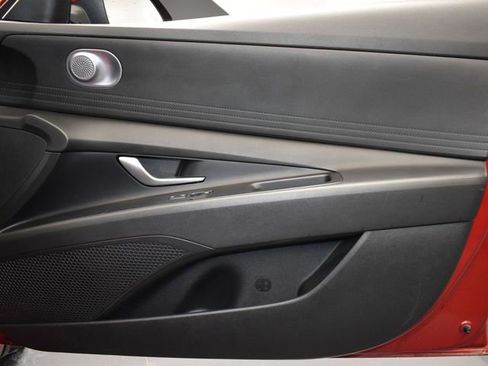 Used 2023 Hyundai Elantra SEL image 14