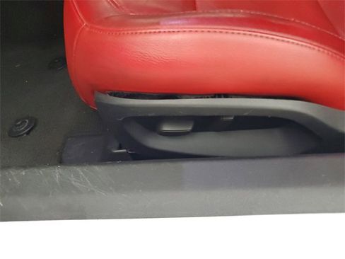 Used 2015 Chevrolet Corvette Stingray Coupe w/ Carbon Flash Badge Package image 15