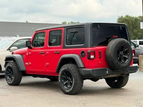 Used 2018 Jeep Wrangler Unlimited Sport S AWD/4WD image 35