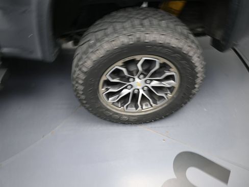 Used 2022 Chevrolet Colorado ZR2 AWD/4WD image 18