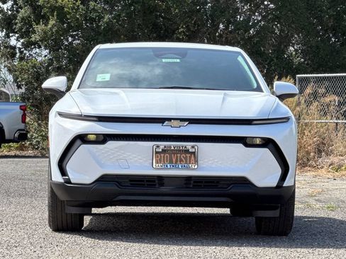 New 2026 Chevrolet Equinox EV LT FWD image 9
