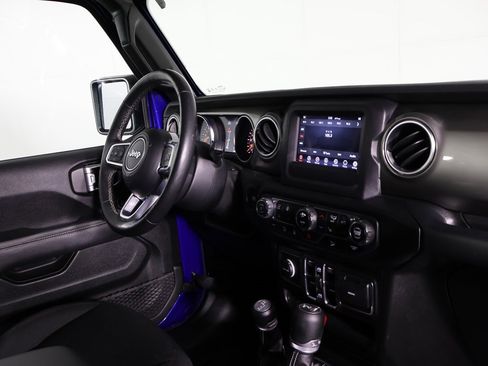 Used 2020 Jeep Wrangler Unlimited Sahara w/ LED Lighting Group image 21