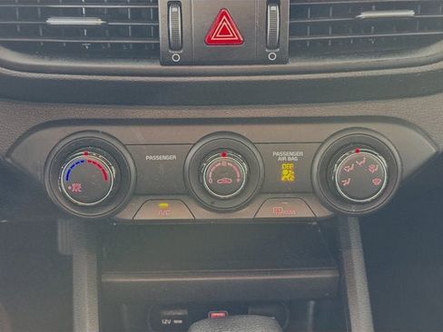 Used 2023 Kia Forte LXS w/ LXS Technology Package image 15