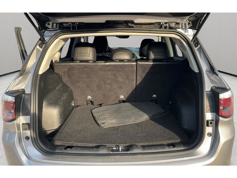 Used 2019 Jeep Compass Trailhawk image 20