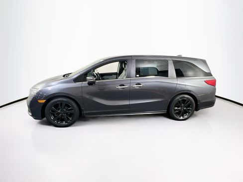 Used 2023 Honda Odyssey Touring image 8