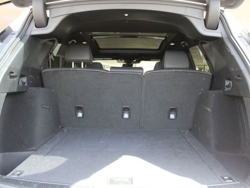 Used 2025 Acura RDX SH-AWD image 12