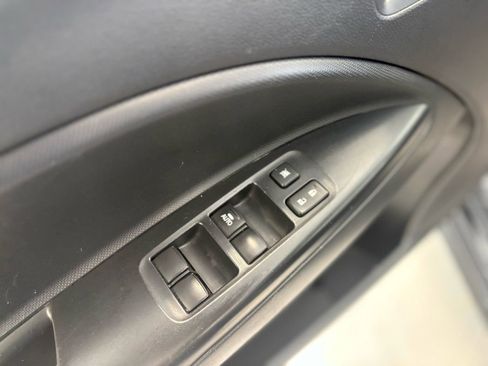 Used 2024 Mitsubishi Mirage ES image 25