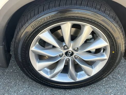 Used 2019 INFINITI QX50 Essential w/ Proassist Package FWD image 33