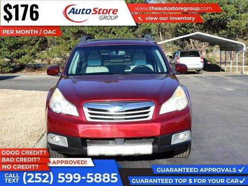 Used 2011 Subaru Outback 2.5i Limited w/ PWR Moonroof Pkg image 3