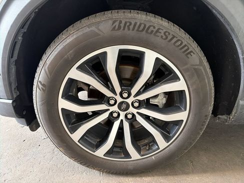 Used 2020 Ford Explorer ST w/ Premium Technology Package AWD/4WD image 8