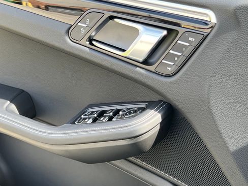 New 2026 Porsche Macan S image 29