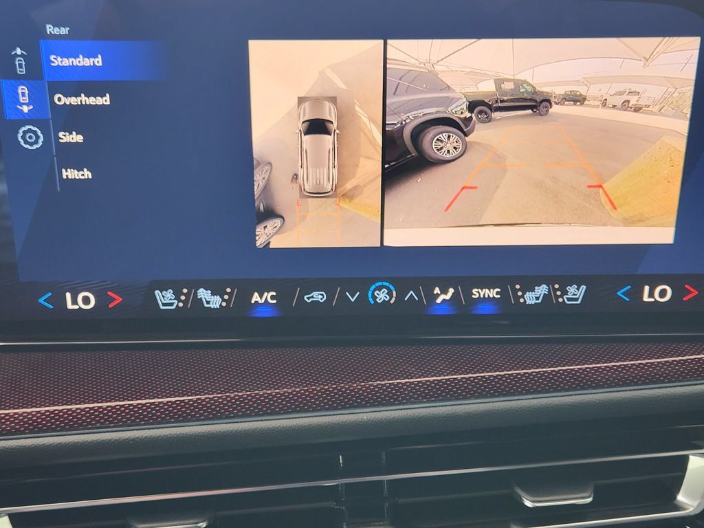 New 2026 Chevrolet Traverse RS FWD image 13
