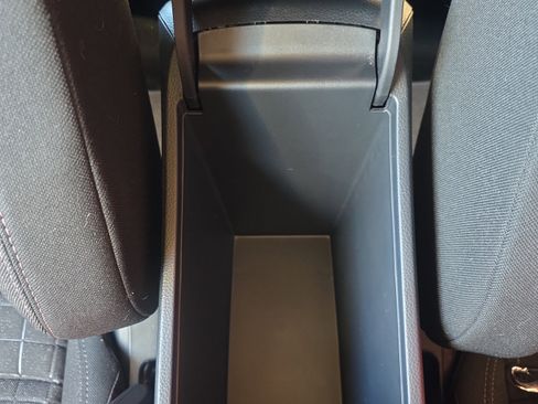 Used 2025 Honda HR-V LX image 22