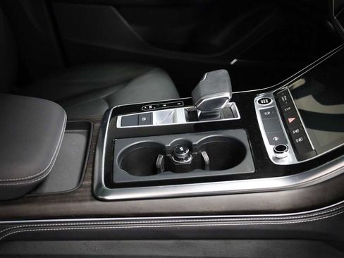 Used 2023 Audi Q8 Premium Plus w/ Premium Plus Package image 20