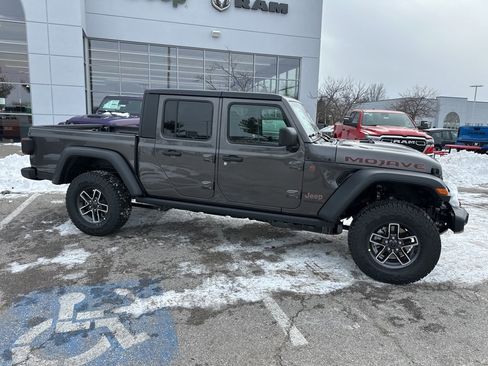 New 2026 Jeep Gladiator Mojave image 31