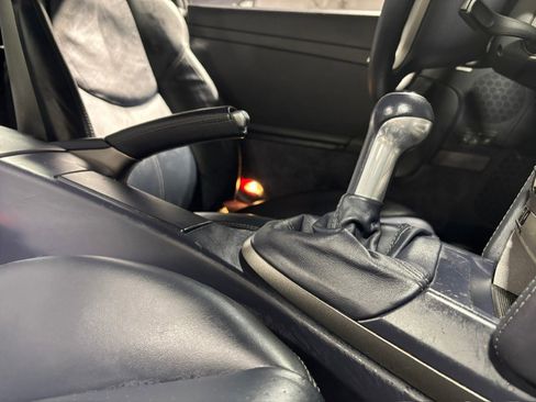 Used 2005 Porsche 911 Carrera image 14