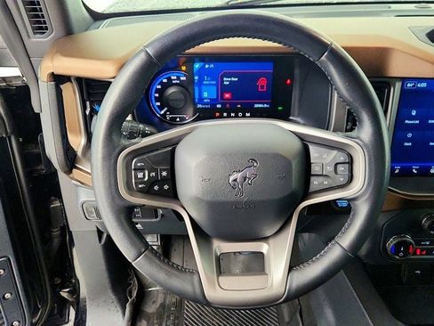 Used 2022 Ford Bronco Outer Banks w/ Sasquatch Package image 13