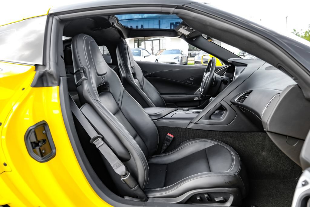 Used 2015 Chevrolet Corvette Z06 w/ 2LZ Preferred Equipment Group RWD image 44