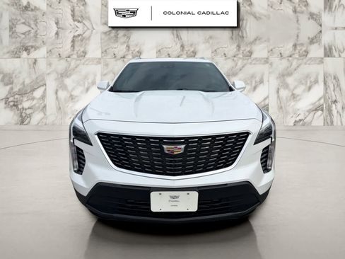 Used 2023 Cadillac XT4 Luxury w/ Cold Weather Package image 5