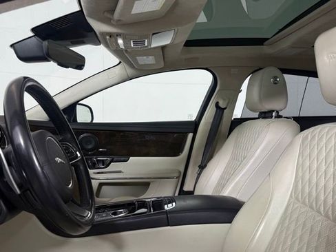 Used 2019 Jaguar XJ L Portfolio image 6