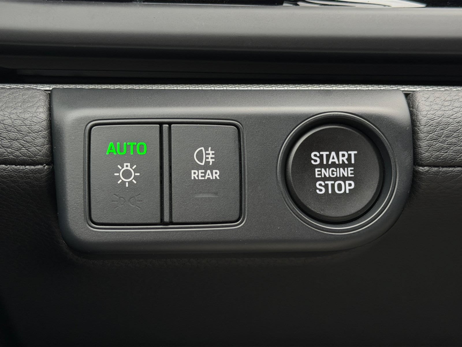 New 2026 Porsche Panamera 4 AWD/4WD image 24