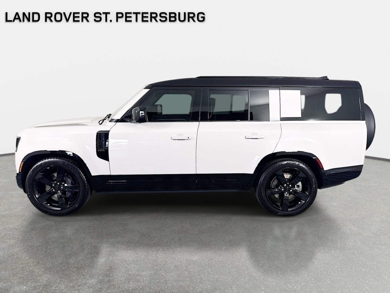 New 2026 Land Rover Defender 130 X-Dynamic SE AWD/4WD image 8