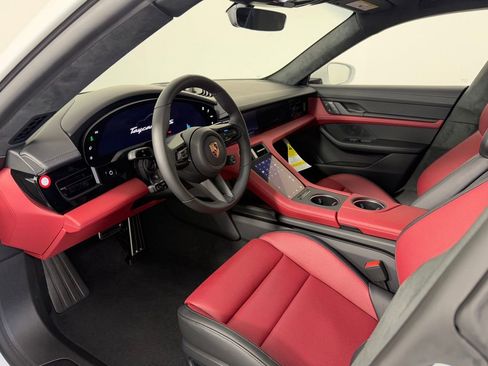 New 2026 Porsche Taycan GTS image 4