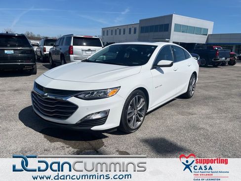 Used 2024 Chevrolet Malibu LT image 1