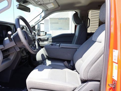 New 2026 Ford F250 XLT w/ XLT Premium Package image 23