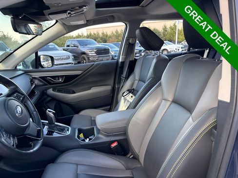 Used 2025 Subaru Outback Onyx Edition AWD/4WD image 18