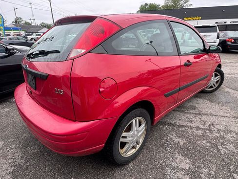 Used 2004 Ford Focus ZX3 Hatchback FWD image 5