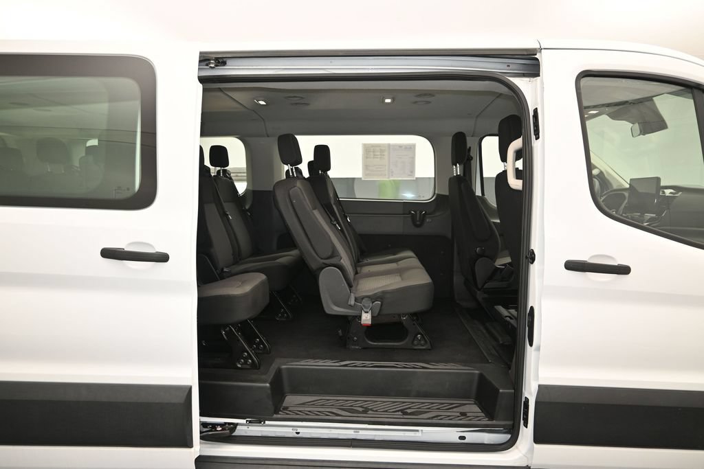 Used 2024 Ford Transit 350 XLT RWD image 23