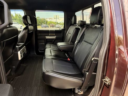Used 2018 Ford F150 Lariat w/ Equipment Group 502A Luxury AWD/4WD image 10