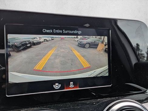 Used 2023 Mercedes-Benz GLB 250 image 13