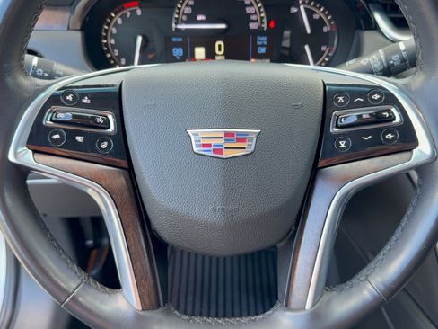 Certified 2018 Cadillac XTS Luxury AWD/4WD image 10