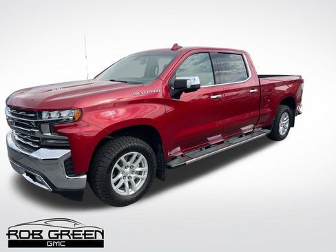 Used 2020 Chevrolet Silverado 1500 LTZ w/ LTZ Convenience Package AWD/4WD image 1