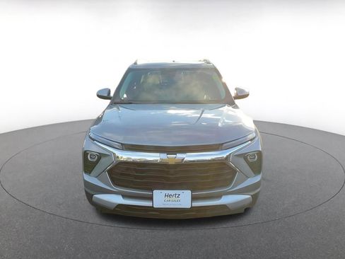 Used 2025 Chevrolet TrailBlazer LT image 4