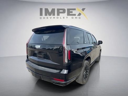 Used 2023 Cadillac Escalade Sport w/ LPO, ONYX Package AWD/4WD image 5