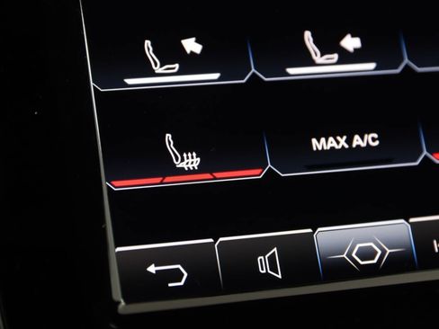 Used 2023 Lamborghini Huracan EVO image 9