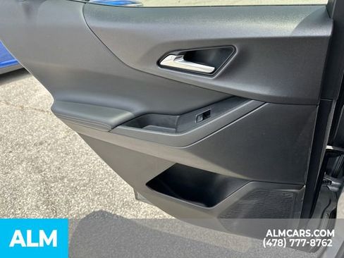 Used 2025 Chevrolet Equinox LT FWD image 26