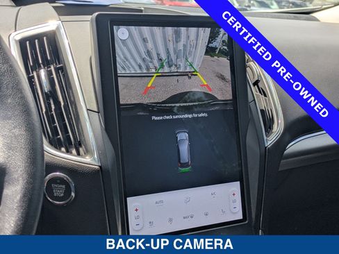 Certified 2022 Ford Edge Titanium AWD/4WD image 33