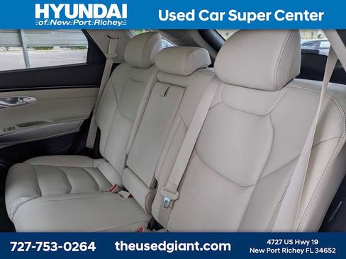 Used 2025 Genesis GV70 2.5T w/ Select Package AWD/4WD image 16