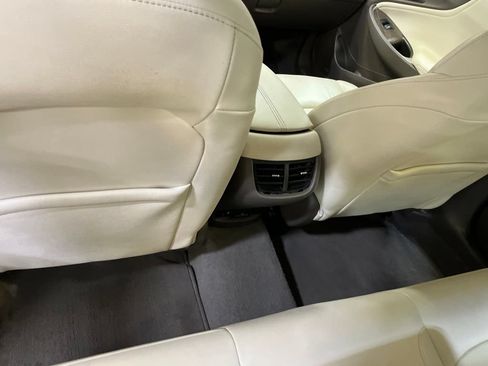 Used 2024 Chevrolet Malibu LT FWD image 20
